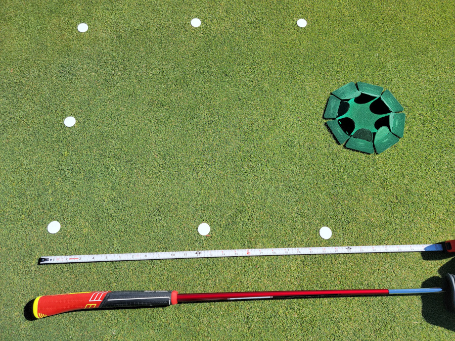 Old Duffer Golf image of a putting cornhole measurement for length