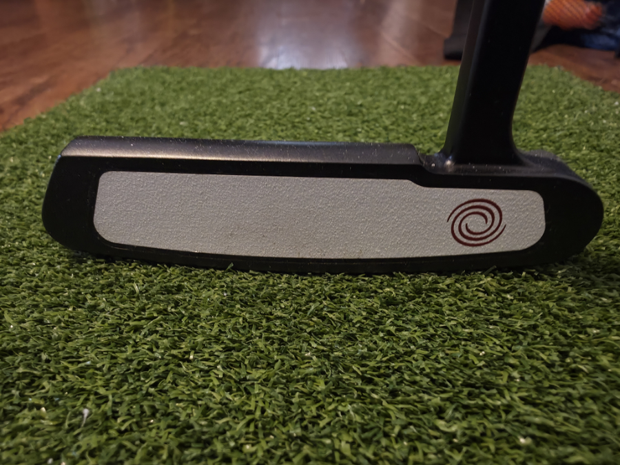Old Duffer Golf image of a putter with a flat lie